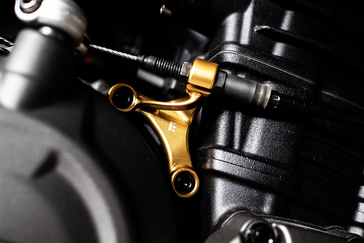 SUPPORTO TIRO FRIZIONE TRIUMPH SPEED TRIPLE 1200