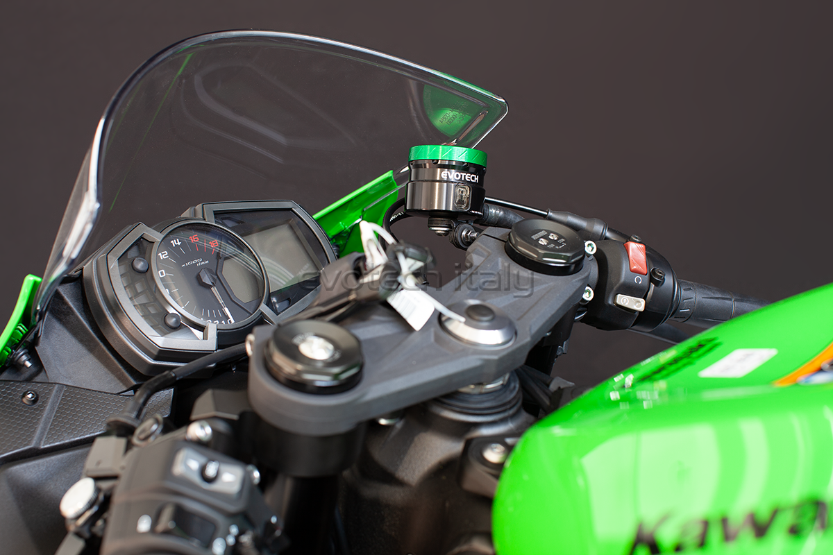 SERBATOIO COMPLETO LIQUIDO FRENO ANTERIORE TUBO LATERALE