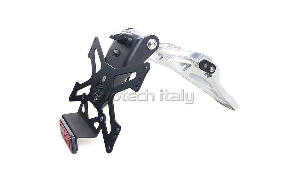 PORTATARGA REGOLABILE TRIUMPH SPEED TRIPLE RS 1200 '21-'25 PREMIUM
